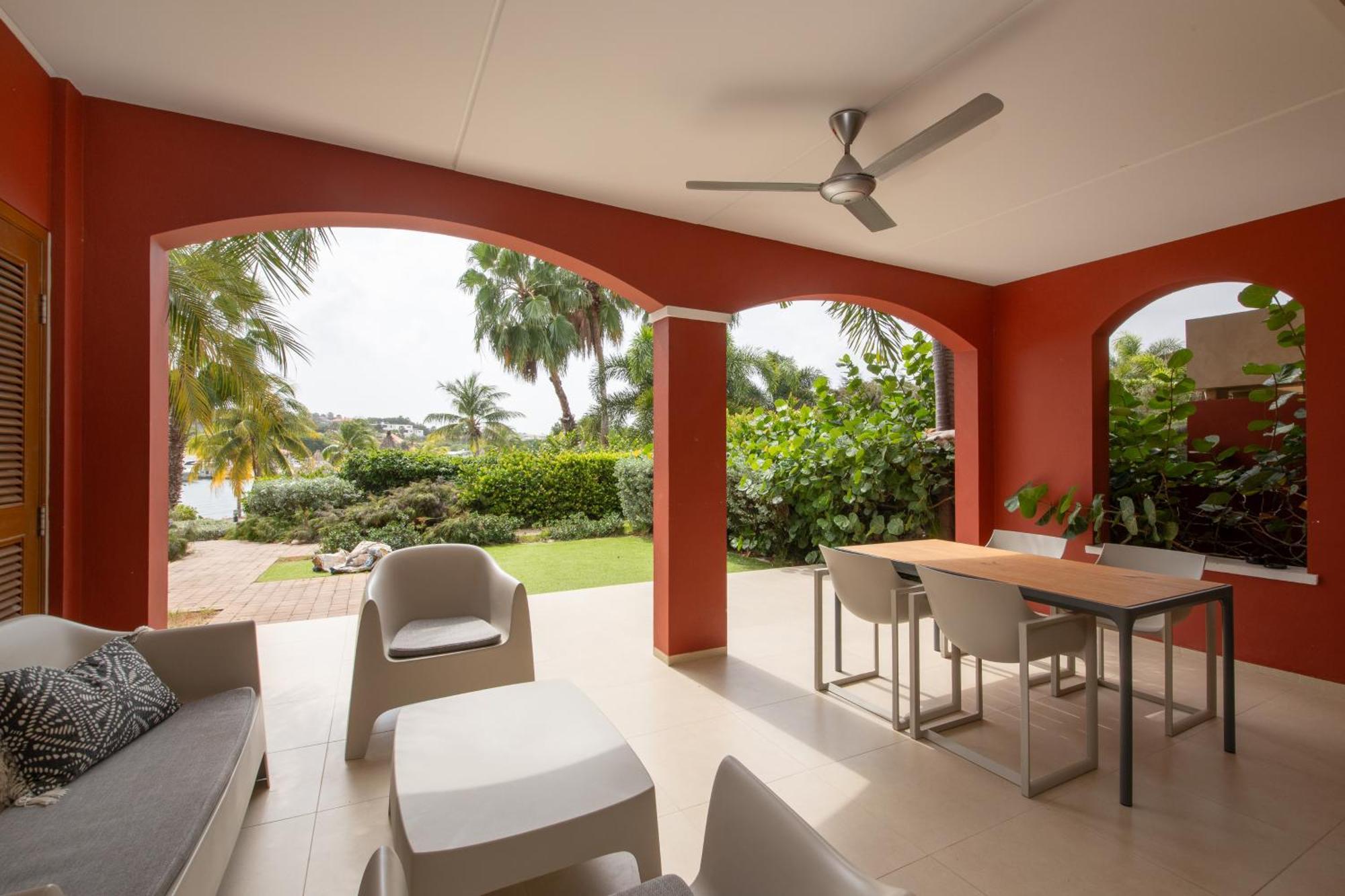 Spanish Water View Apartments - Jan Thiel Area Виллемстад Номер фото
