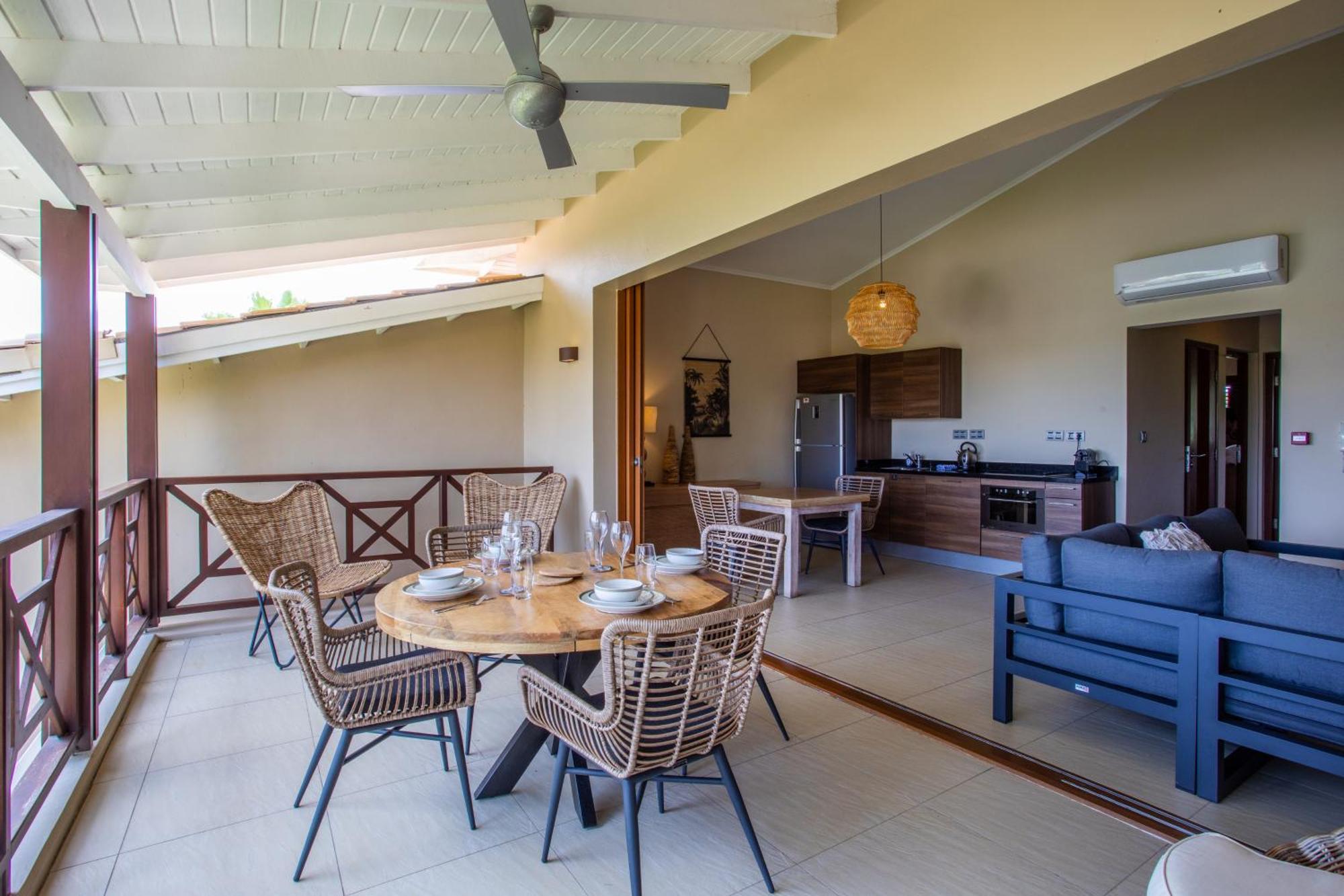 Spanish Water View Apartments - Jan Thiel Area Виллемстад Номер фото